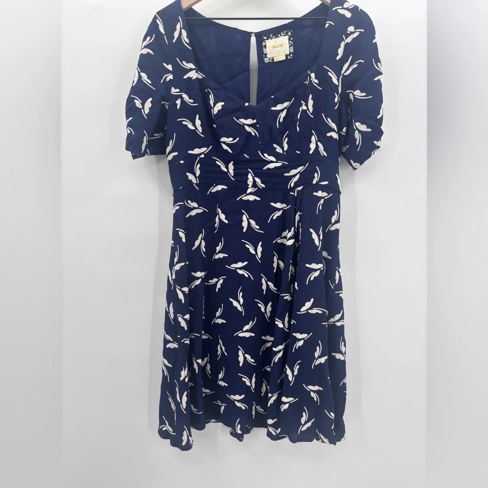 Maeve Anthopologie Fern Ruched Mini Dress in Navy and White Size 8 - Picture 3 of 7